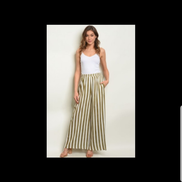 Boutique Pants - Sample Sale Olive & off white dress pants.